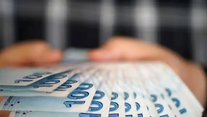 Emekli Promosyonları 2025: Bankalar Özelinde Güncel Kampanya Fırsatları