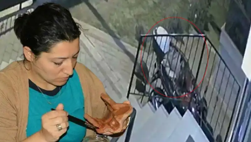 5. Kattan Düşerek Hayatını Kaybeden Tuğba'nın Şüpheli Ölümü: Gerçek Ne?