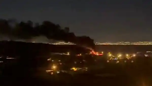 Yalova'da Depoda Feci Yangın: İtfaiyeci Sağlık Sorunu Yaşadı!