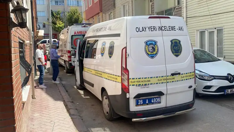 İki Çocuk Babası Adam Evinde Gizemli Şekilde Ölü Bulundu