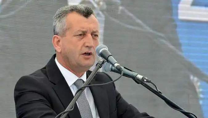 Eski Menemen Belediye Başkanı Tahir Şahin Hayatını Kaybetti: Anılar ve Miras