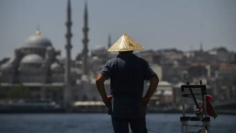 Türkiye'de Tarihi Sıcaklık! 55 Yılın En Sıcak Dördüncü Haziran Ayı Geçirildi