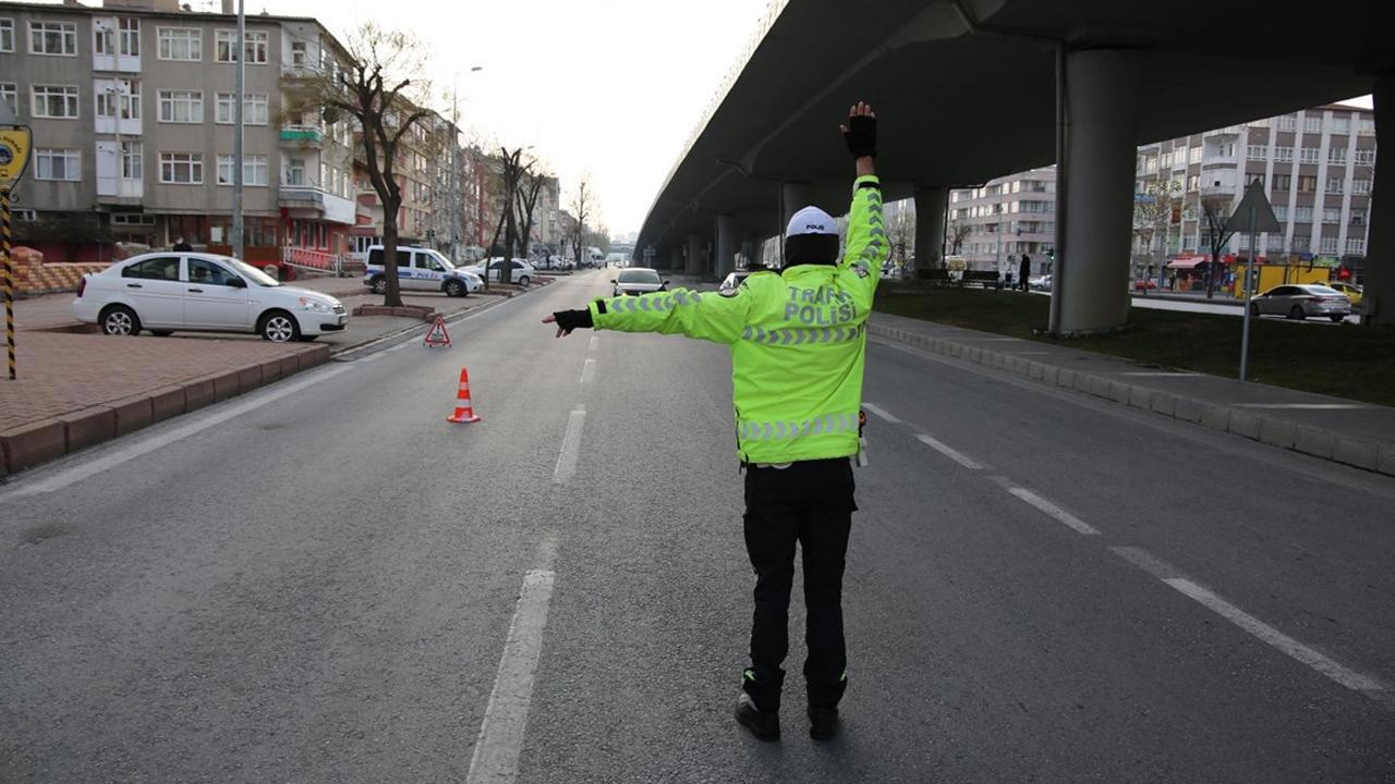 İstanbul'da Yollara Trafiğe Kapatma Kararı