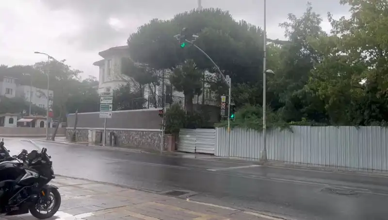 İstanbul'da Sağanak Yağış Bekleniyor: Hazırlıklar ve Etkileri
