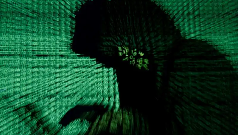 Siber Elfler, Kremlin'e Karşı: Hacker Değil, Araştırmacıyız!