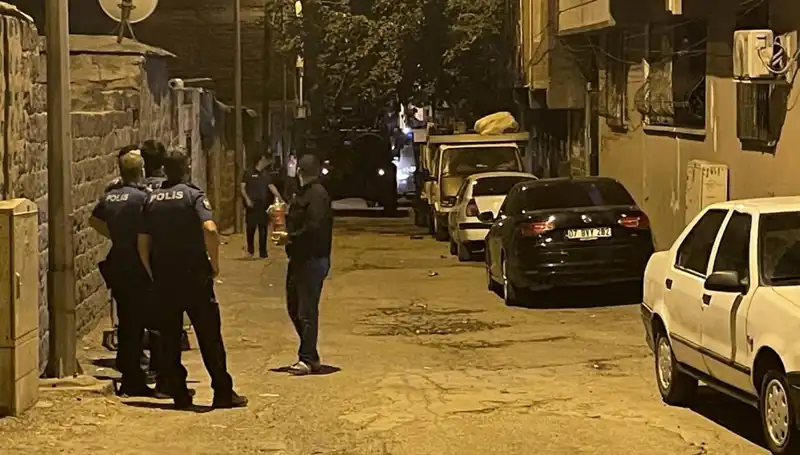 Polise Ateş Açan Şüpheli, Bacağından Vurularak Ele Geçirildi