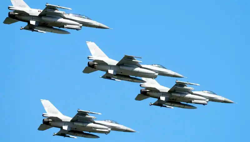 ABD'nin F-16 Planı: Ukraynalı Pilotlar İçin 310 Milyon Dolar Yatırım
