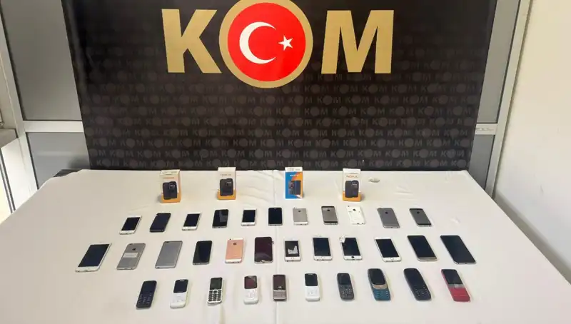 Gümrük Kaçağı Cep Telefonları: 37 Aletin Ele Geçirilmesiyle İlgili Tüm Detaylar