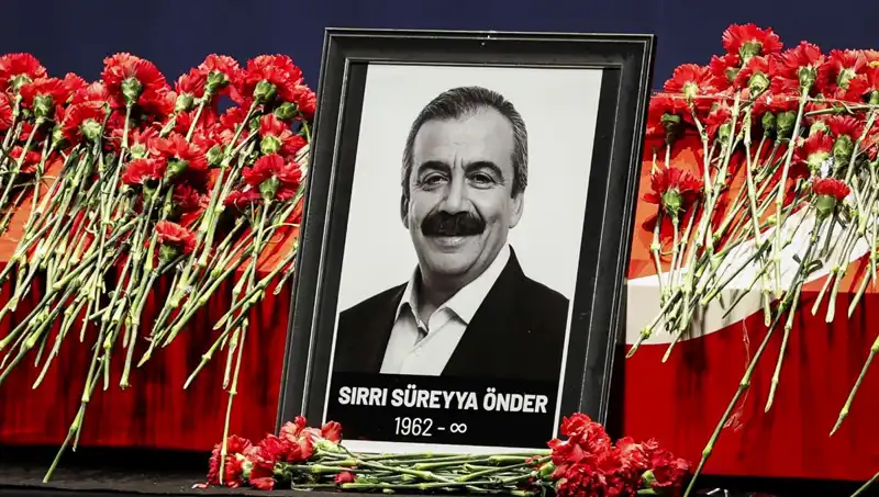 Meclis’te Sırrı Süreyya Önder’i Unutmadılar: Anma Etkinliği Yapıldı