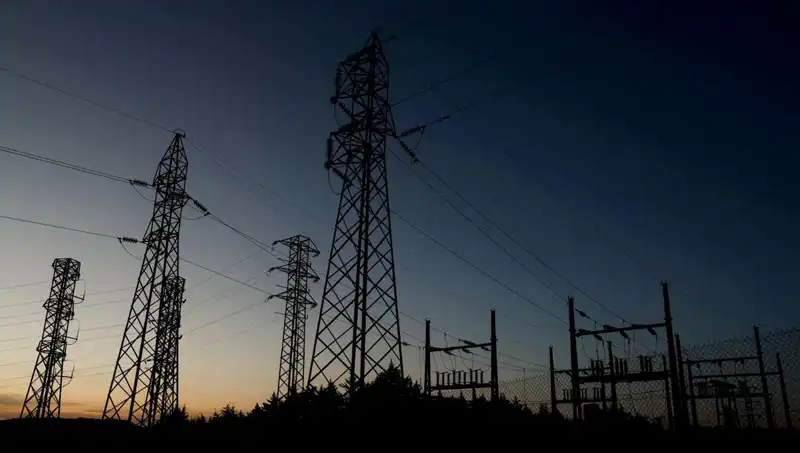 İzmir’de Şiddetli Elektrik Kesintileri! GDZ’den Açıklama Geldi
