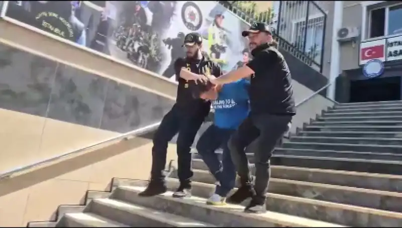 Ümraniye’de Ticaret Yıldızları: Gaspçı Çetenin Dramı Ve Polisiye Takip