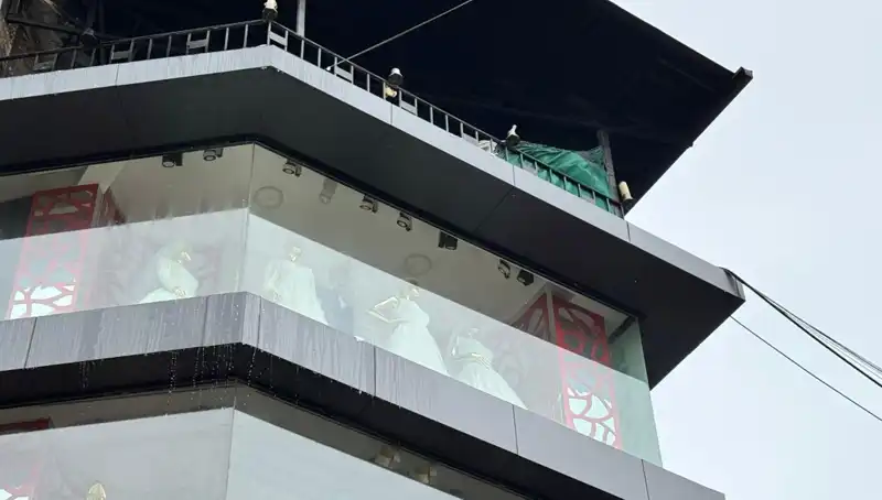 Giyim Mağazasında Meydana Gelen Korkutan Yangın, Şehri Sara Dönümüne Sürükledi!