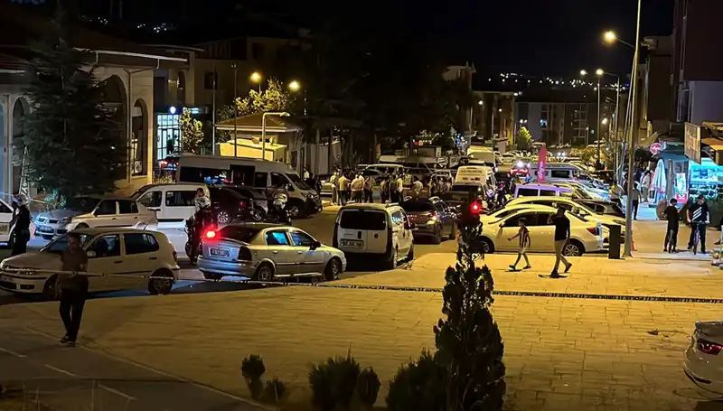 İki Aile Arasında Çıkan Kavga: 1 Ağır Yaralı ve 3 Yaralı Daha!